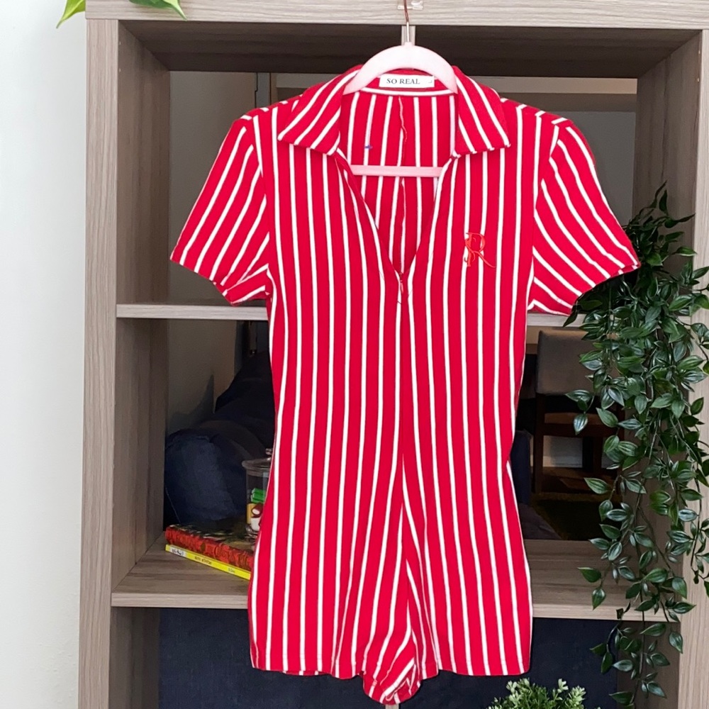 GSUWOO So Real red and white  pussycat suit